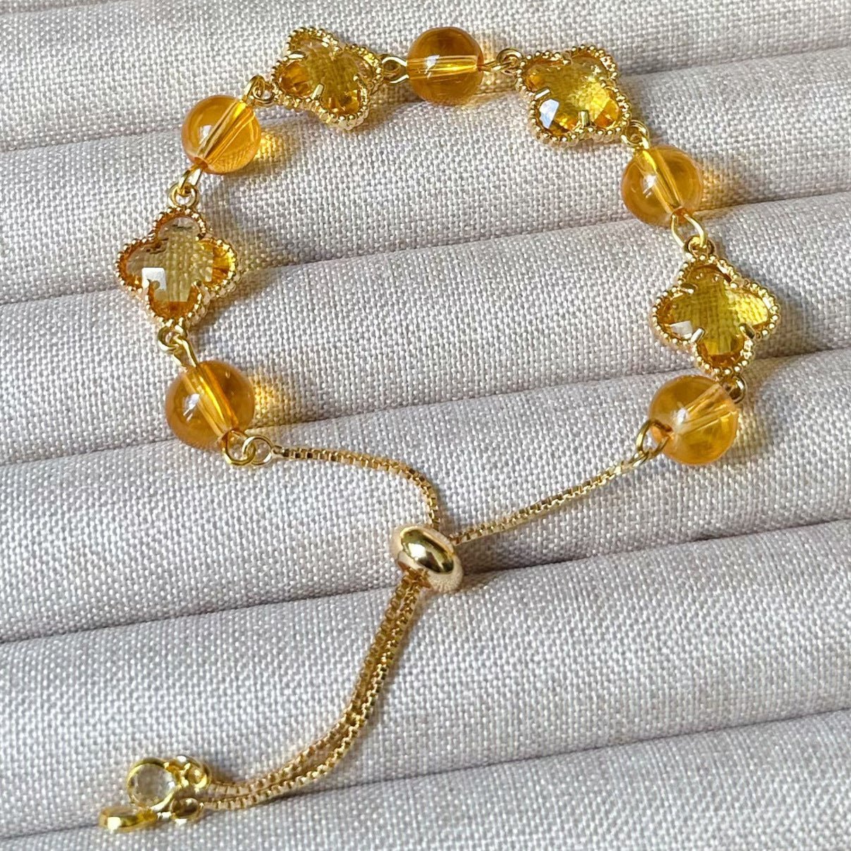 Natural Strawberry Crystal Four - leaf Clover Crystal Bracelet - CN Heal Vibe