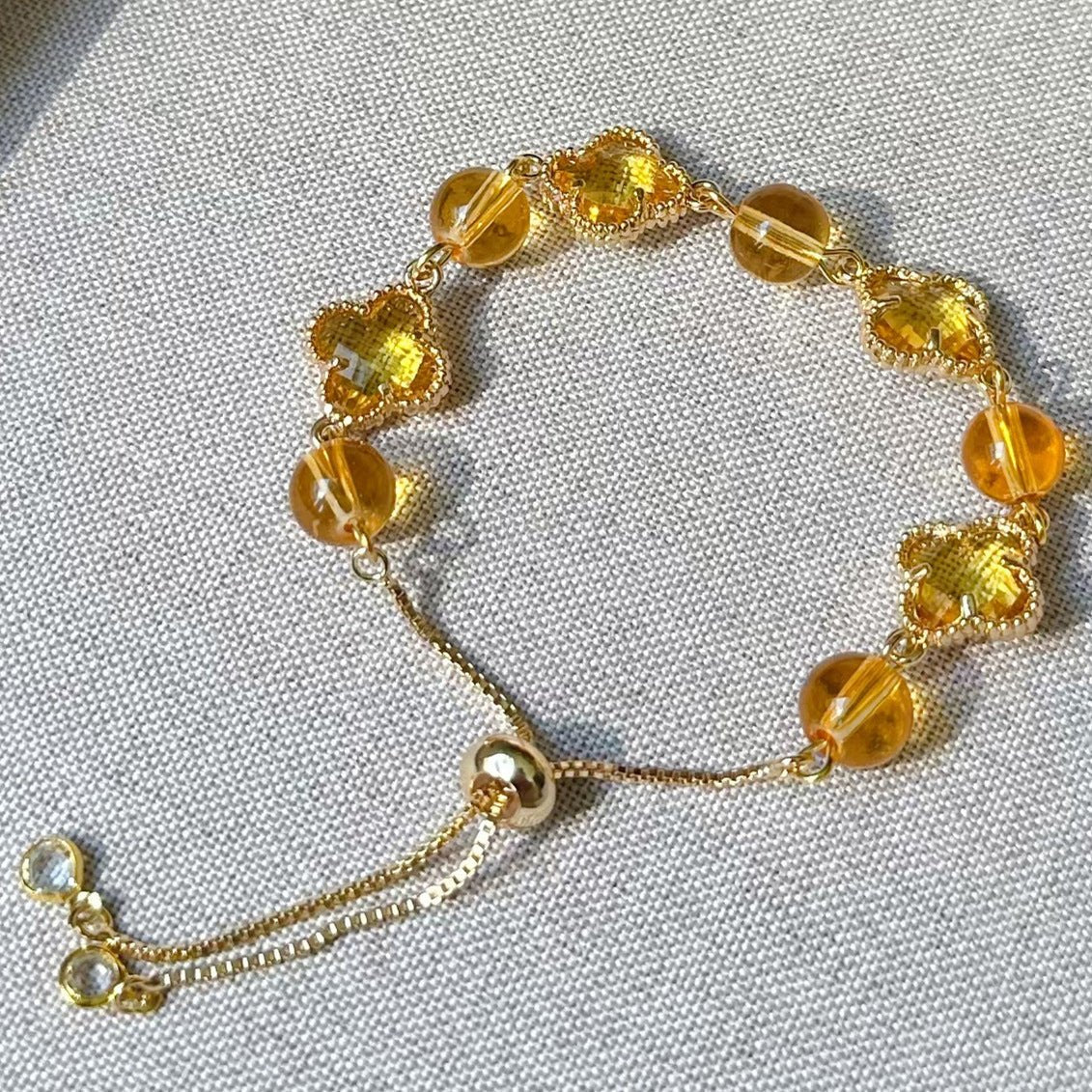 Natural Strawberry Crystal Four - leaf Clover Crystal Bracelet - CN Heal Vibe